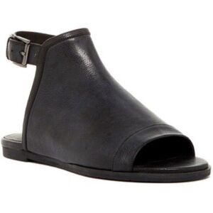 Eileen Fisher black Dakota leather flat sandals - size 5.5